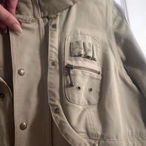 Jacket - Picture 4 of 6